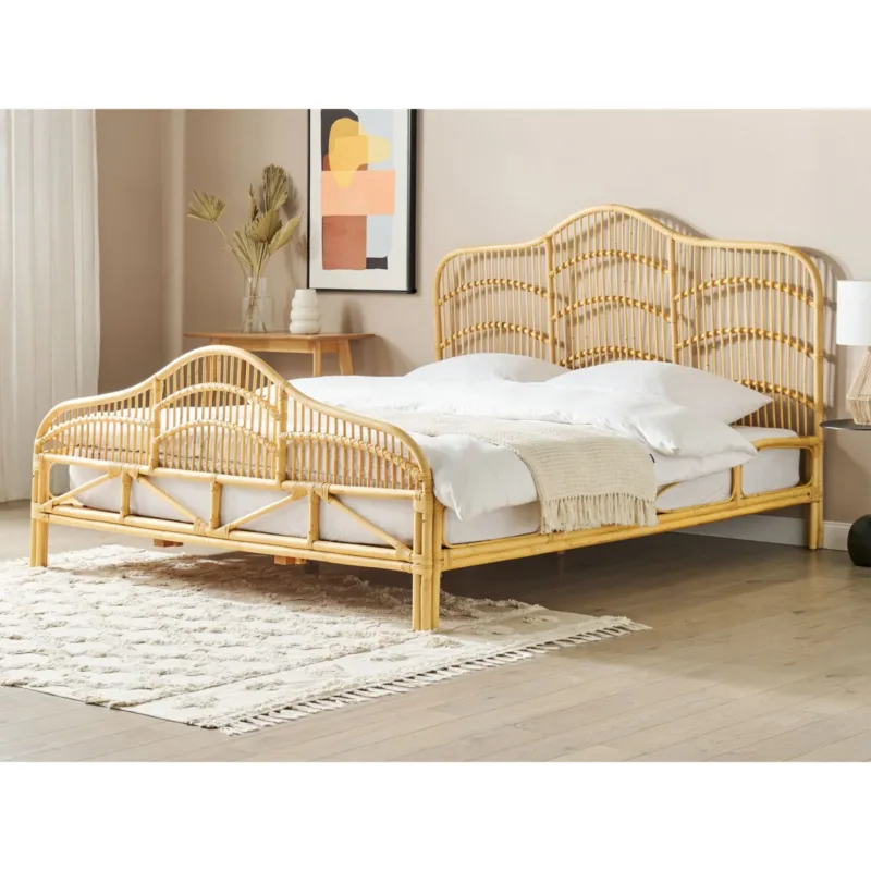 Kup online Łóżko Rattan DOMEYROT 180 x 200 cm Jasnobrązowy -