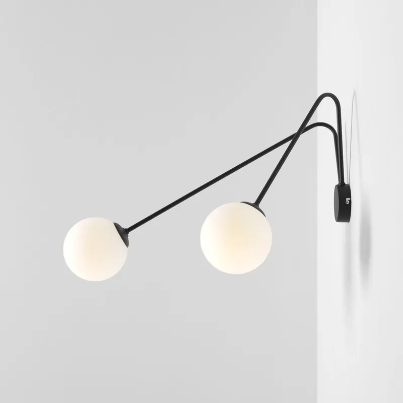 Nietypowa lampa ścienna Tako 2 Oferta