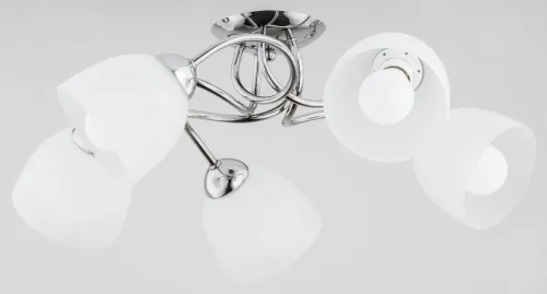 Lampa sufitowa do salonu z białymi kloszami zakręcony chromowany stelaż Silia Alfa 27505 5xE27 25cm x 68cm Cena promocyjna